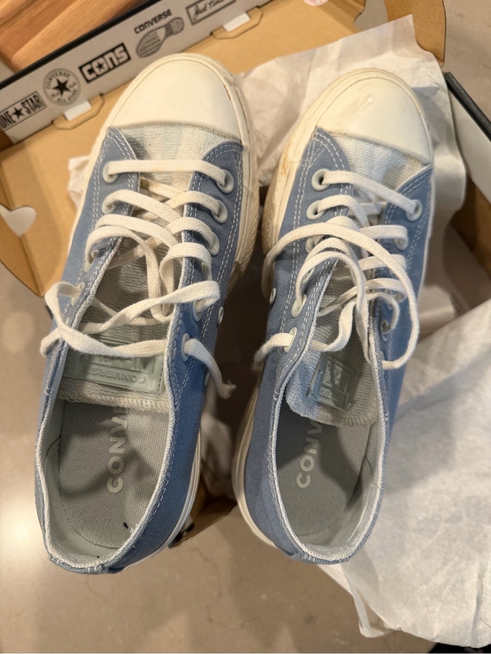 Women’s Platform Converse Sneakers